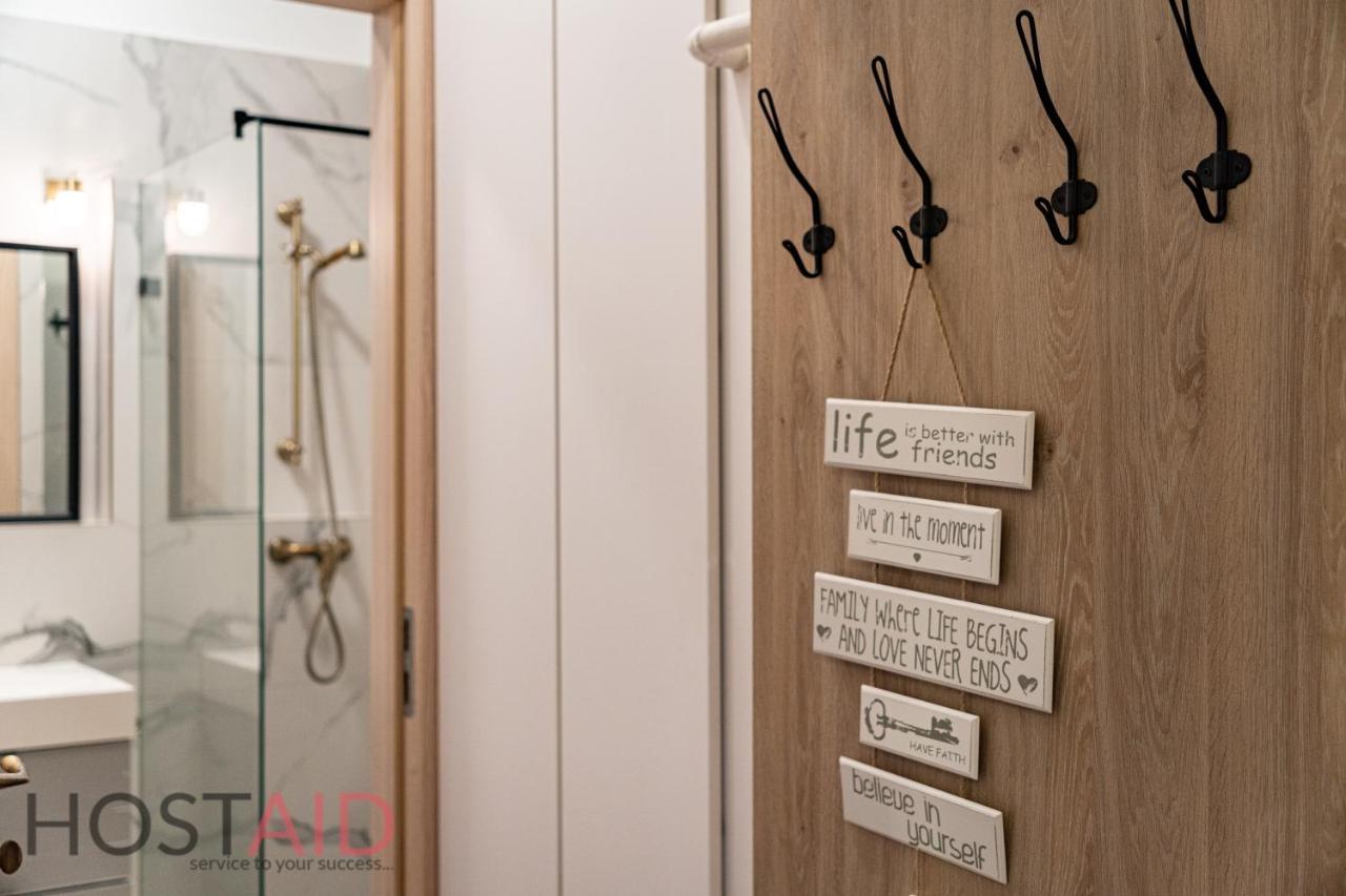M10 Apartment - Hostaid Budapest Exterior foto